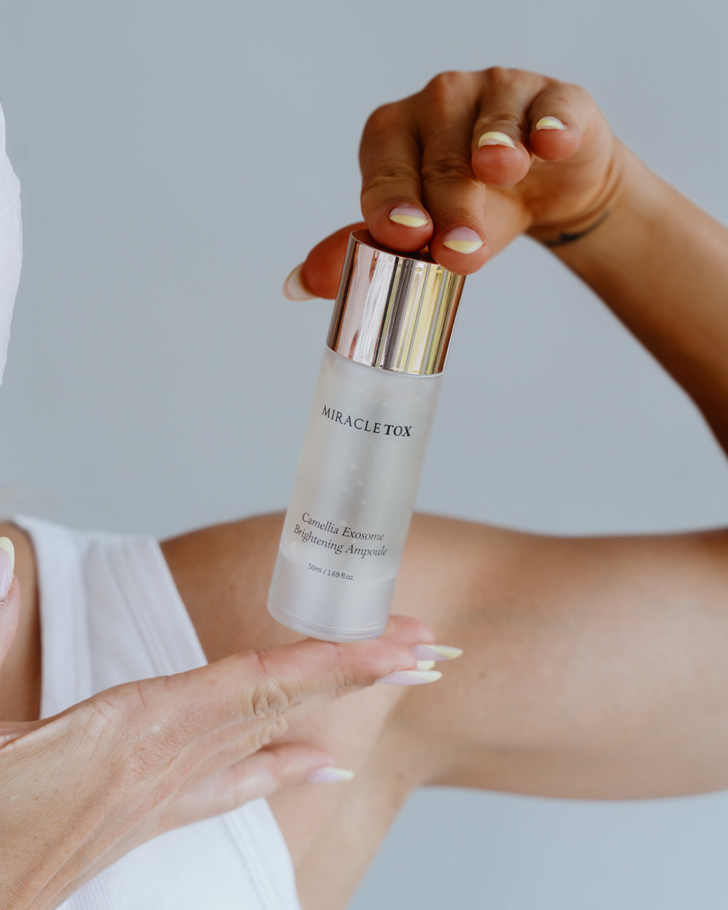 Miracletox Camellia Exosome Brightening Ampoule